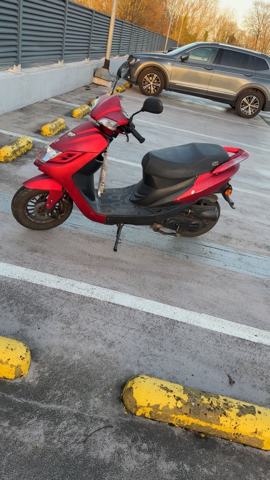 Gts vici, Fietsen en Brommers, Scooters | Overige merken, Gebruikt, Klasse A (25 km/u), Ophalen of Verzenden, Benzine