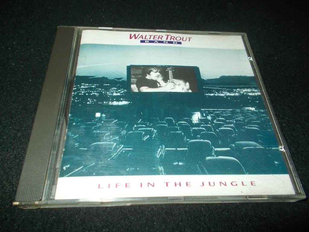 CD - WALTER TROUT BAND - Life in the Jungle - 1990, Ophalen, 1980 tot heden, Zo goed als nieuw, Blues