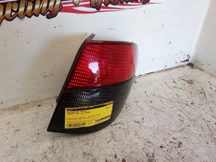Achterlicht rechts van een Peugeot 406, Gebruikt, -, -, -