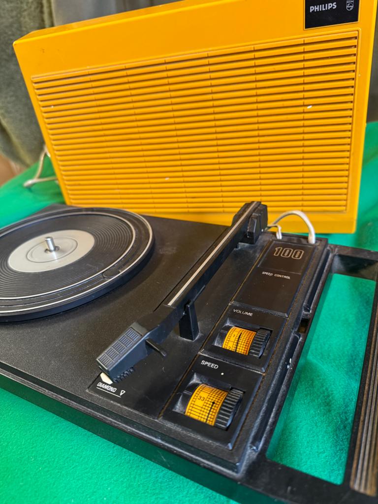 Philips 100 22AF oranje draagbare platenspeler, Audio, Tv en Foto, Ophalen, Zo goed als nieuw, Philips