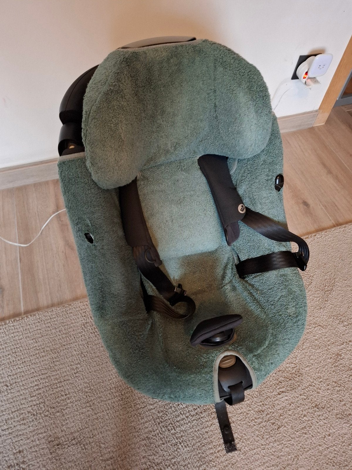 zwarte Maxi-Cosi kinderstoel draaibaar, Kinderen en Baby's, Ophalen, Maxi-Cosi, Verstelbare rugleuning