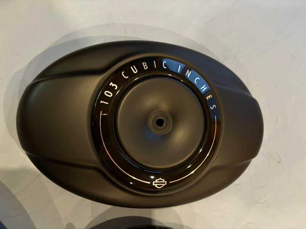 Dyna Softail filterdeksel met originele montageset, Motoren, Ophalen, Gebruikt