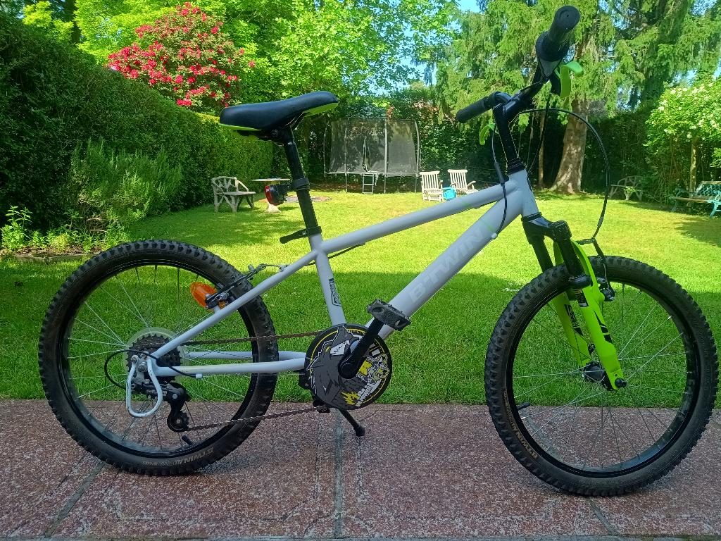VTT enfant B’Twin Rockrider 20 pouces  très bon état, Fietsen en Brommers, Fietsen | Kinderfietsjes, 16 tot 20 inch, Ophalen