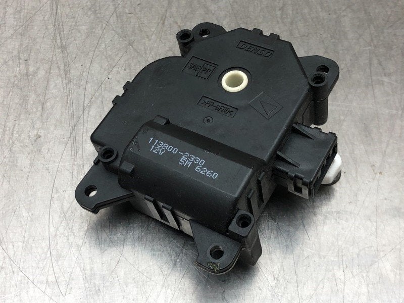 ACTIONNEUR MOTEUR VOLET CHAUFFAGE CR-Z (ZF1) (|1138002330|), Utilisé, Honda