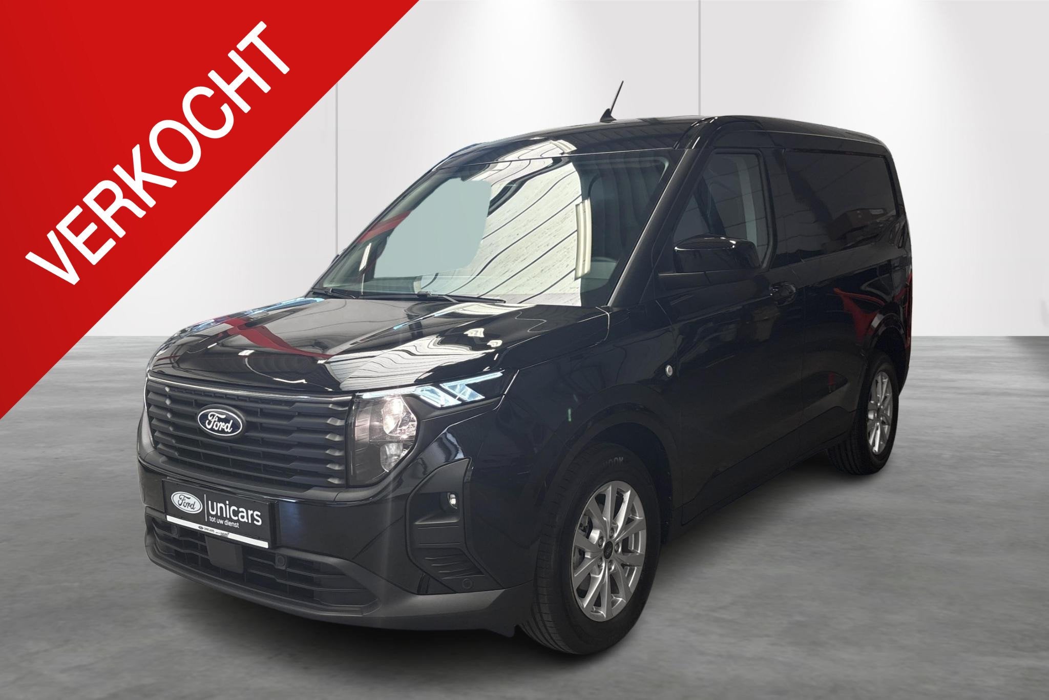 Ford Transit Courier 1.0 EcoBoost 92kW Limited, Autos, Neuf, Achat, 4 portes, Entreprise