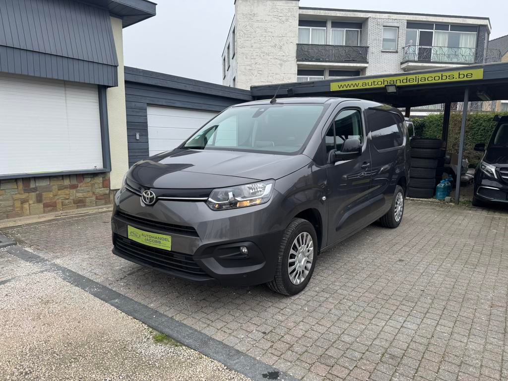 TOYOTA PRO ACE CITY * 1.5D * L2 * 3ZIT * CAMERA * GPS*18595+, Auto's, Voorwielaandrijving, Stof, 4 cilinders, Toyota Plus
