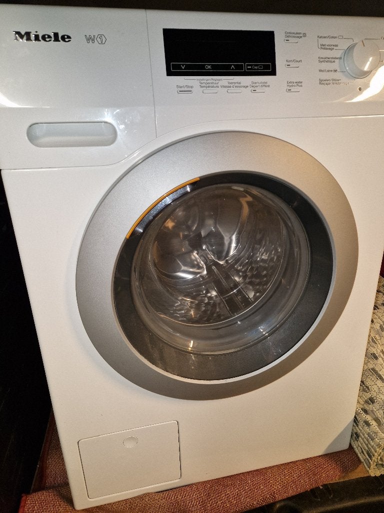 Machine à laver Miele, Enlèvement, Comme neuf, Chargeur frontal