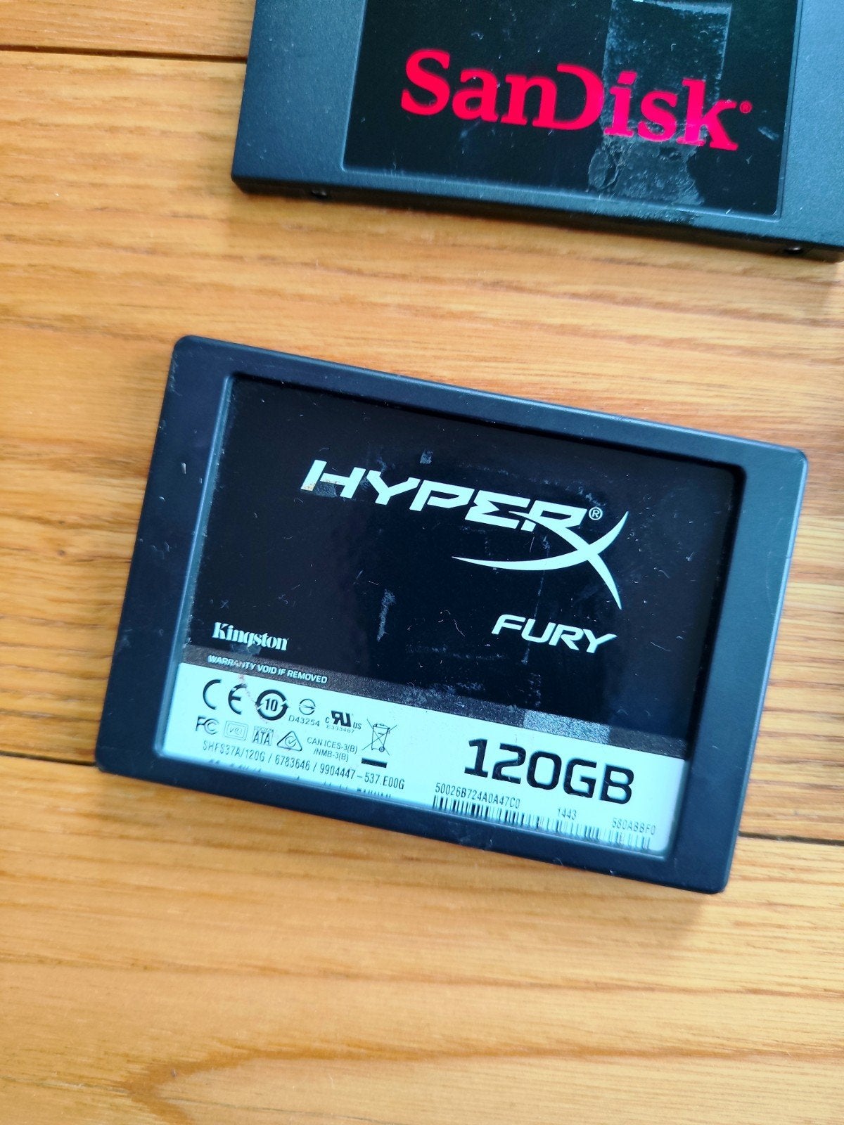 SSD Kingston HyperX 120gb Sata, Audio, Tv en Foto, Foto | Geheugenkaarten, Ophalen