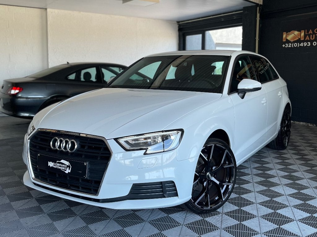 Audi A3 1.0TFSI S-Tronic 1e eigenaarsgarantie 12 maanden, Auto's, Audi, Stof, Wit, 5 deurs, Particulier