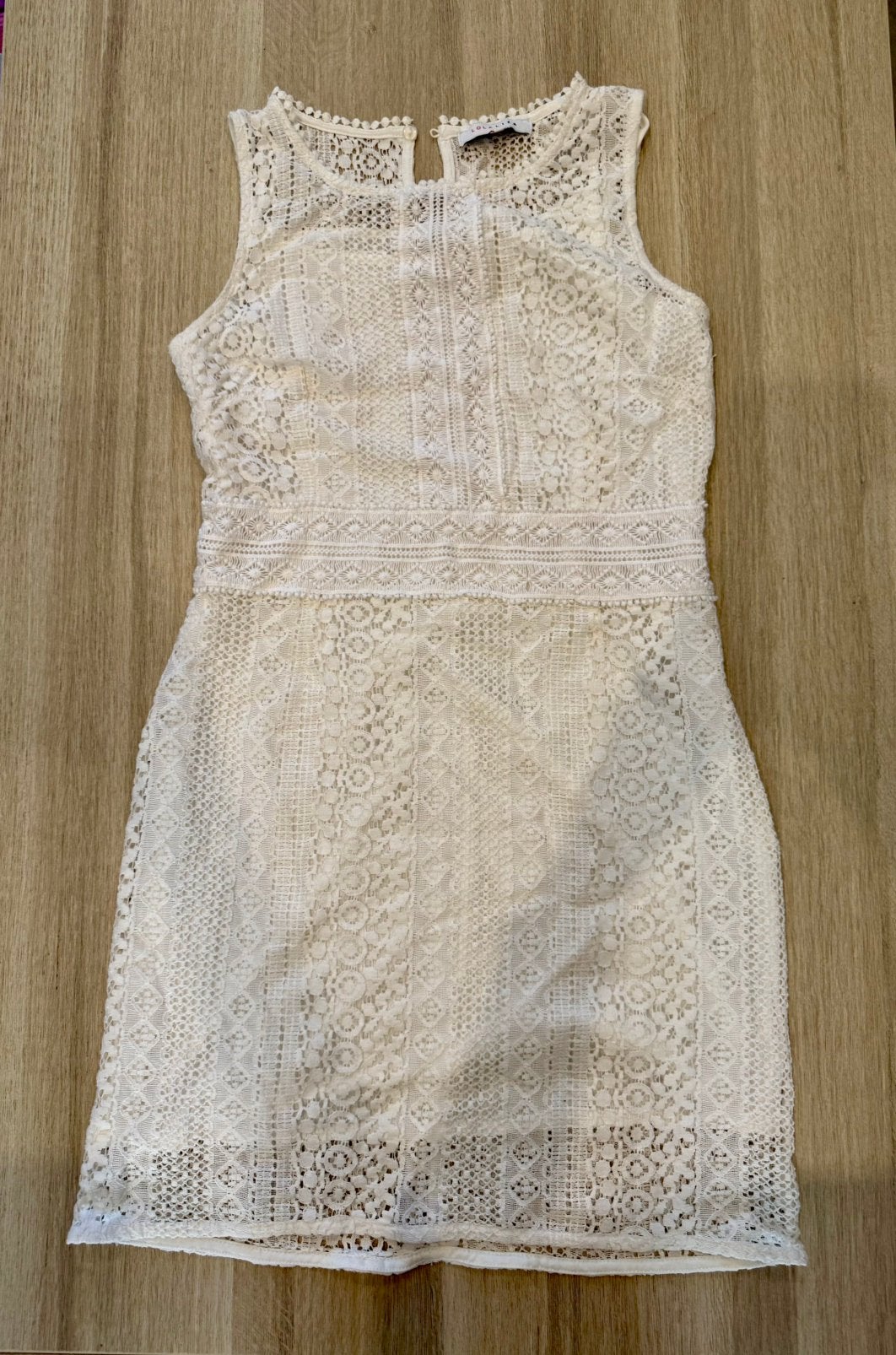 Lola & liza witte kanten jurk maat 40, Kleding | Dames, Jurken, Ophalen, Zo goed als nieuw, Maat 38/40 (M)