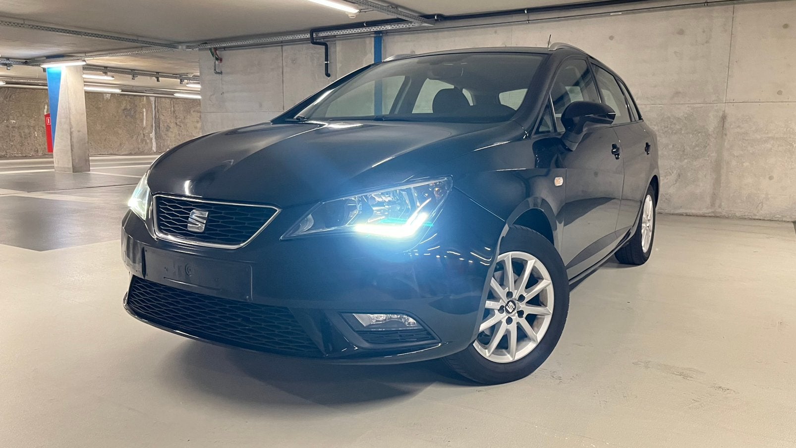 SEAT IBIZA BENZINE 2016. Euro6 met keuring, Auto's, https://public.car-pass.be/verify/4088-5043-9812, Stof, Bedrijf, Handgeschakeld