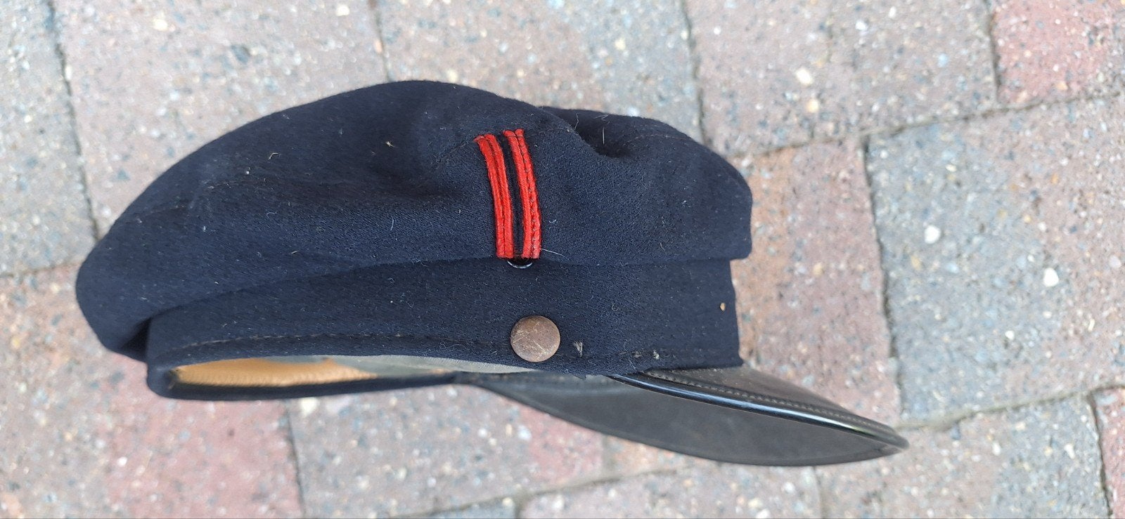 Oude pet van de NMBS, Verzamelen, Ophalen