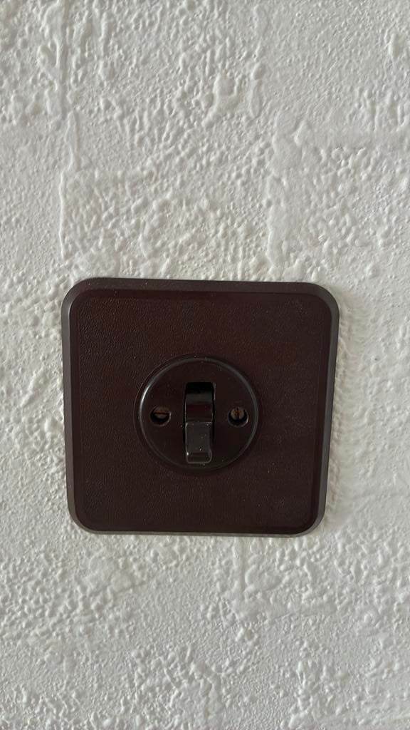 Anciens interrupteurs, Bricolage & Construction, Électricité & Câbles, Enlèvement ou Envoi, Utilisé, Interrupteur