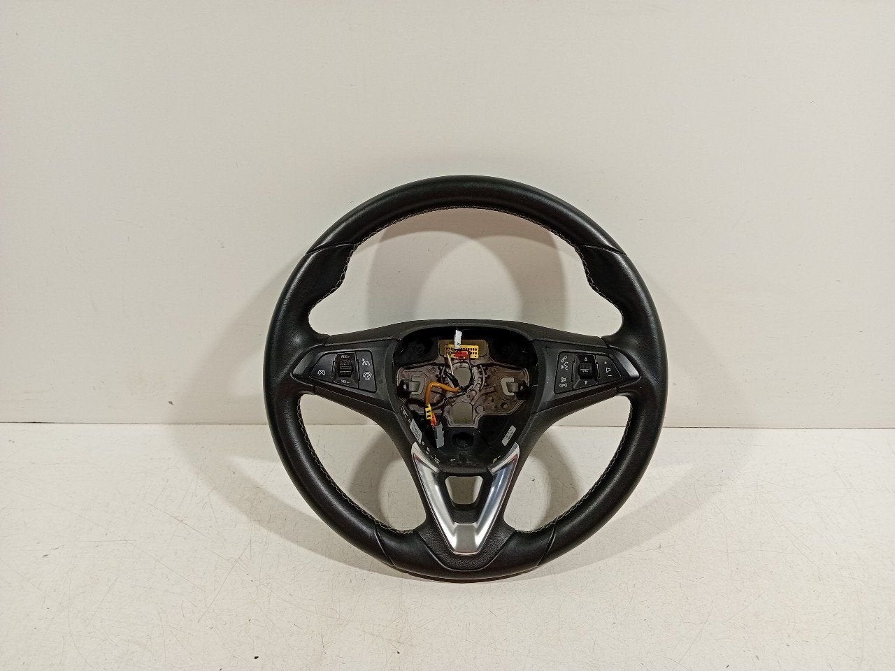 Stuur Opel Astra, Onderdelen@venauto.nl, Van der Ven Autorecycling B.V., Gebruikt, Ettenseweg 76, 4706 PB Roosendaal, The Netherlands