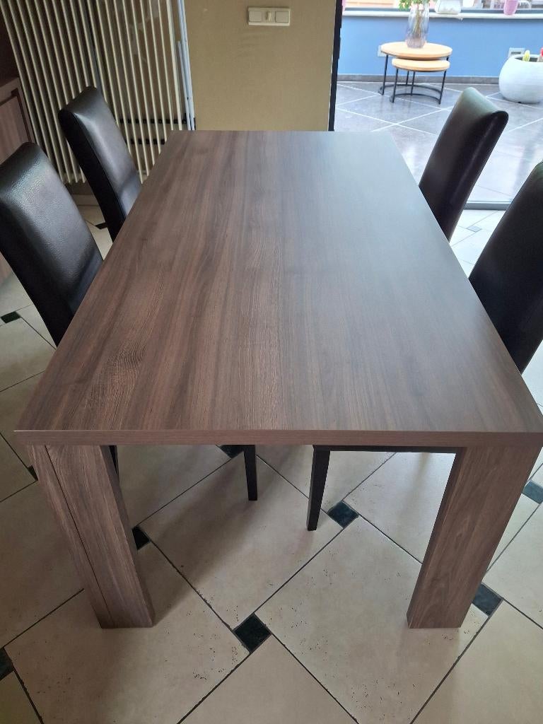 Volledige eetkamer met 4 stoelen en tv -meubel, Ophalen, Gebruikt, Modern klassiek, 4 tot 6 stoelen