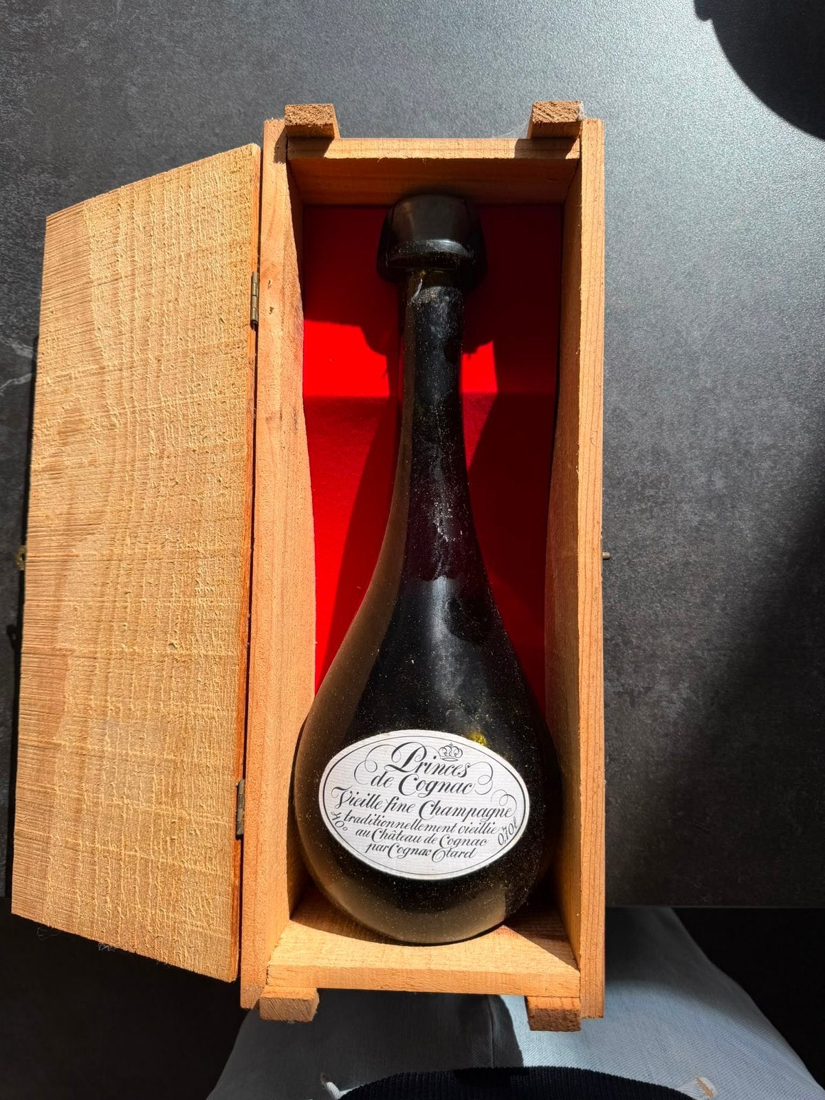 Oude fles cognac, Ophalen, Nieuw
