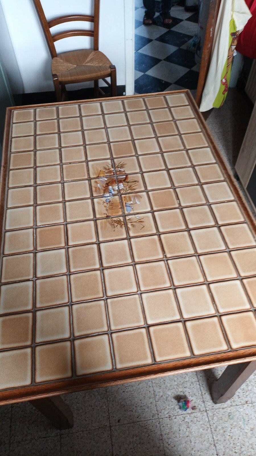 Table avec 4 chaises