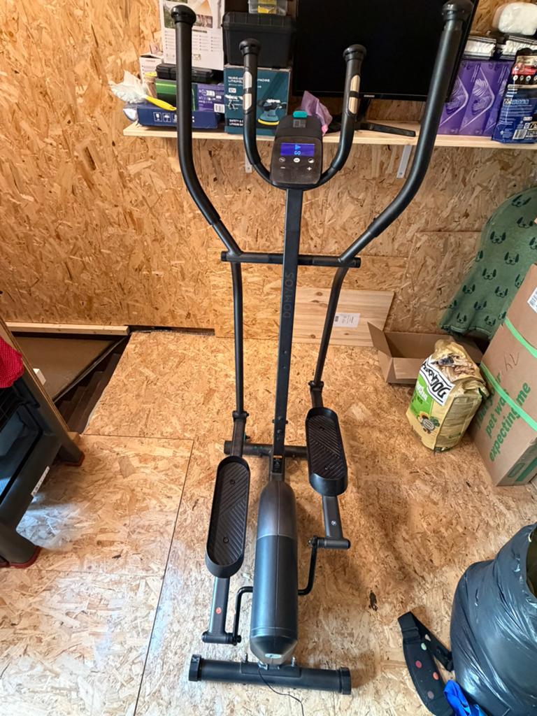 Domyos Crosstrainer / Elliptical Trainer – Goede staat, Ophalen, Gebruikt, Crosstrainer
