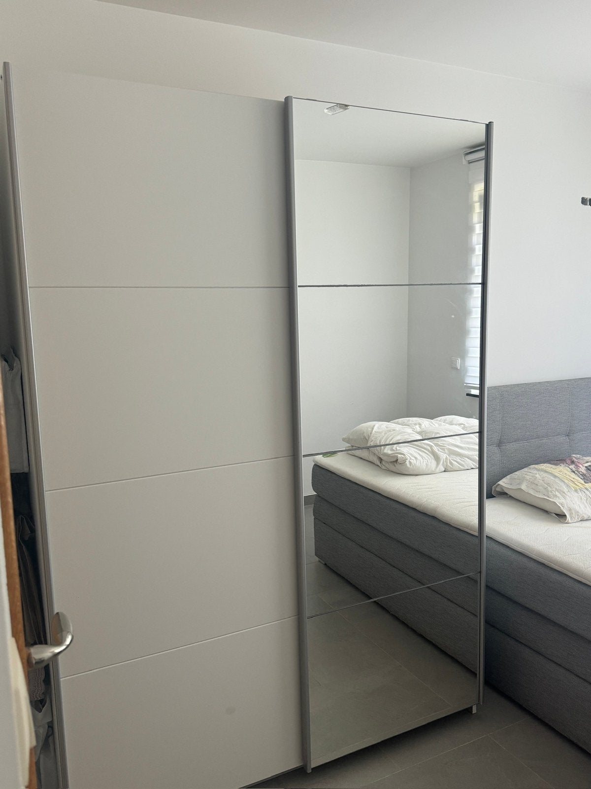 Armoire blanche avec miroir, Enlèvement, Comme neuf