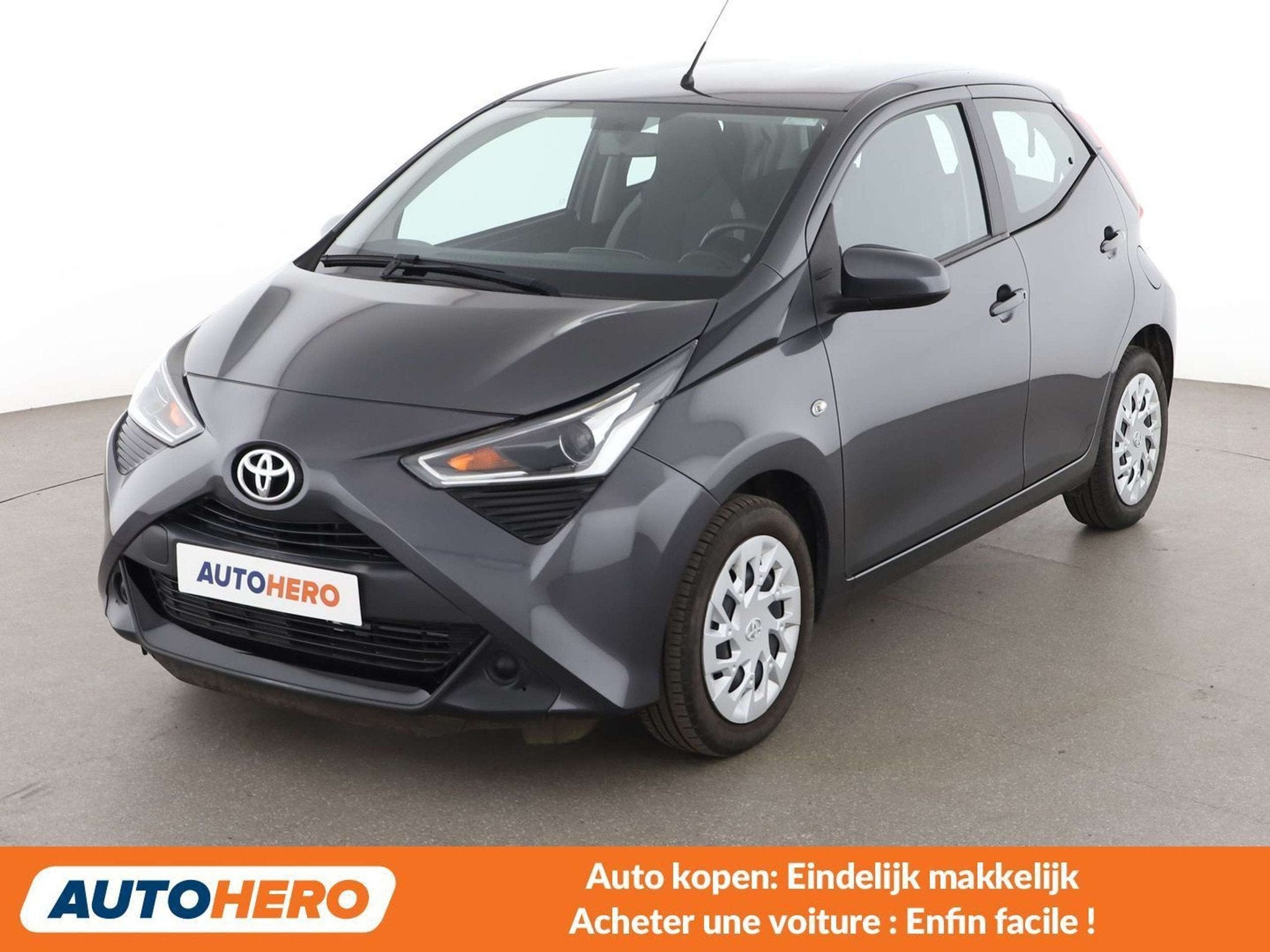 Toyota Aygo 1.0 VVT-i X-Play (année de construction 2021), Autos, Achat, 998 cm³, Euro 6, 5 portes
