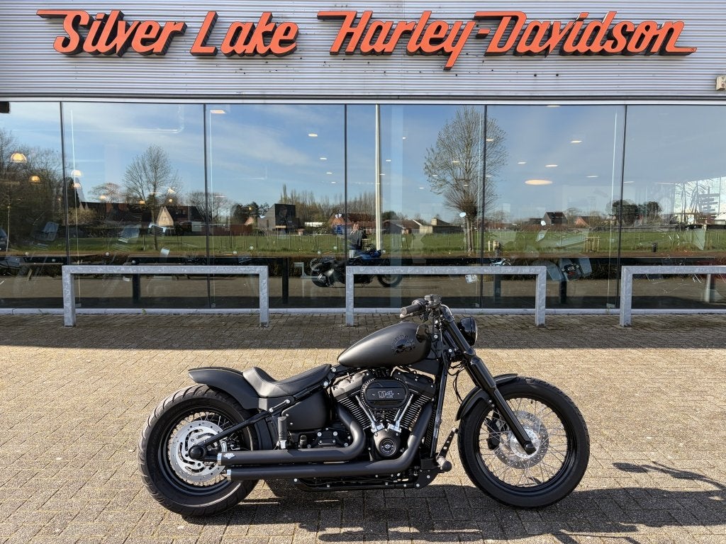 Harley-Davidson Softail Street Bob (bj 2021), Motoren, Motoren | Harley-Davidson, Overig, 1868 cc