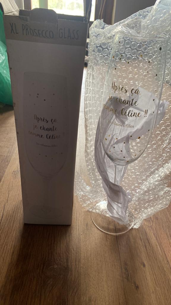 Verre XL, Enlèvement, Comme neuf