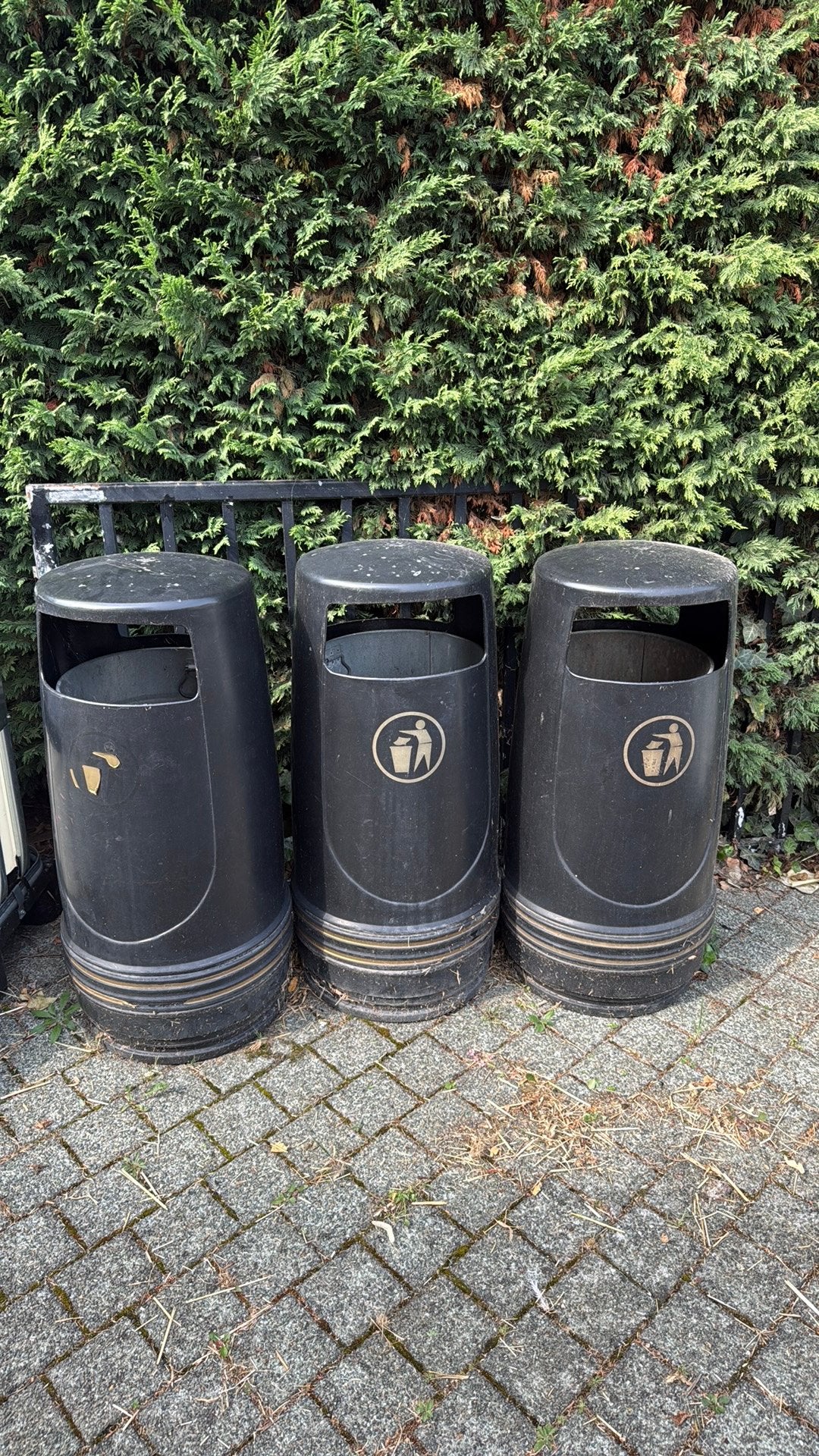 3 vuilbakken, Ophalen, Gebruikt