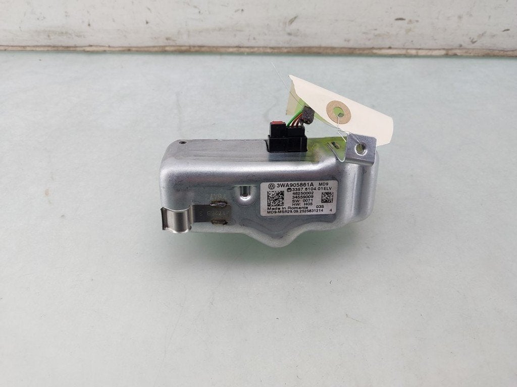 NEIMAN / COMMUTATEUR D ALLUMAGE ELECTRIQUE Octavia (1U2), Utilisé, Info@skoda-auto.de, Skoda, Max-Planck-Straße  3-5
64331  Weiterstadt, DE