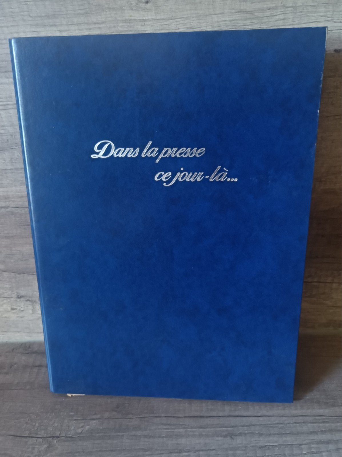 Dans la presse ce jour là, Ophalen of Verzenden