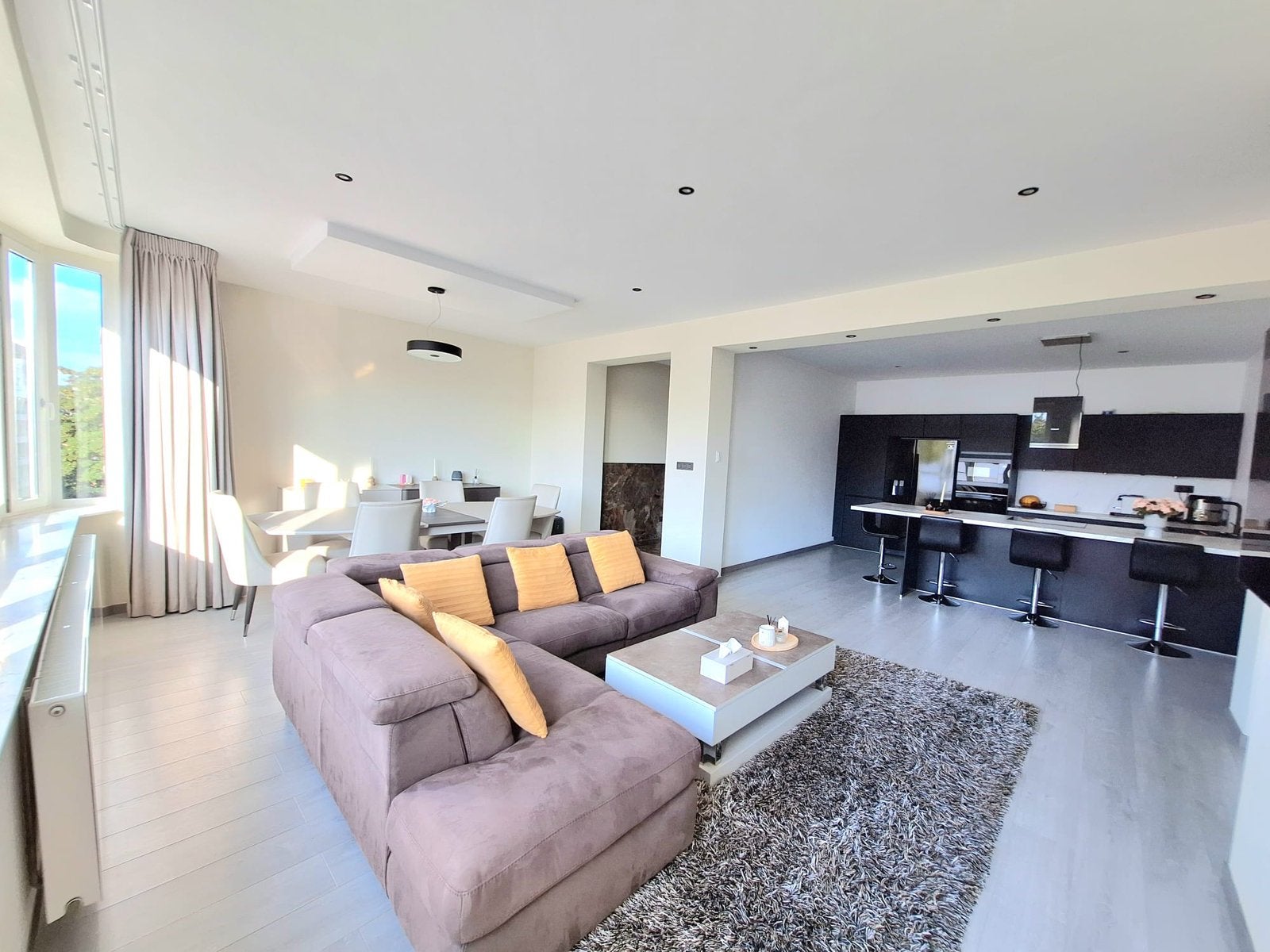 Appartement 3 ch + bureau- Quartier Franklin Roosevelt, 135 m², Appartement, 3 pièces, Bruxelles