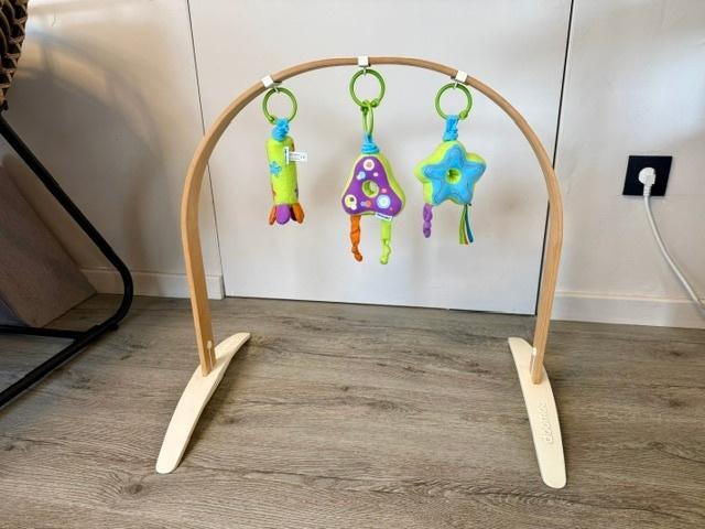 Doomoo Arch – Houten Babygym met 3 speeltjes – Design, Ophalen, Zo goed als nieuw, Babygym