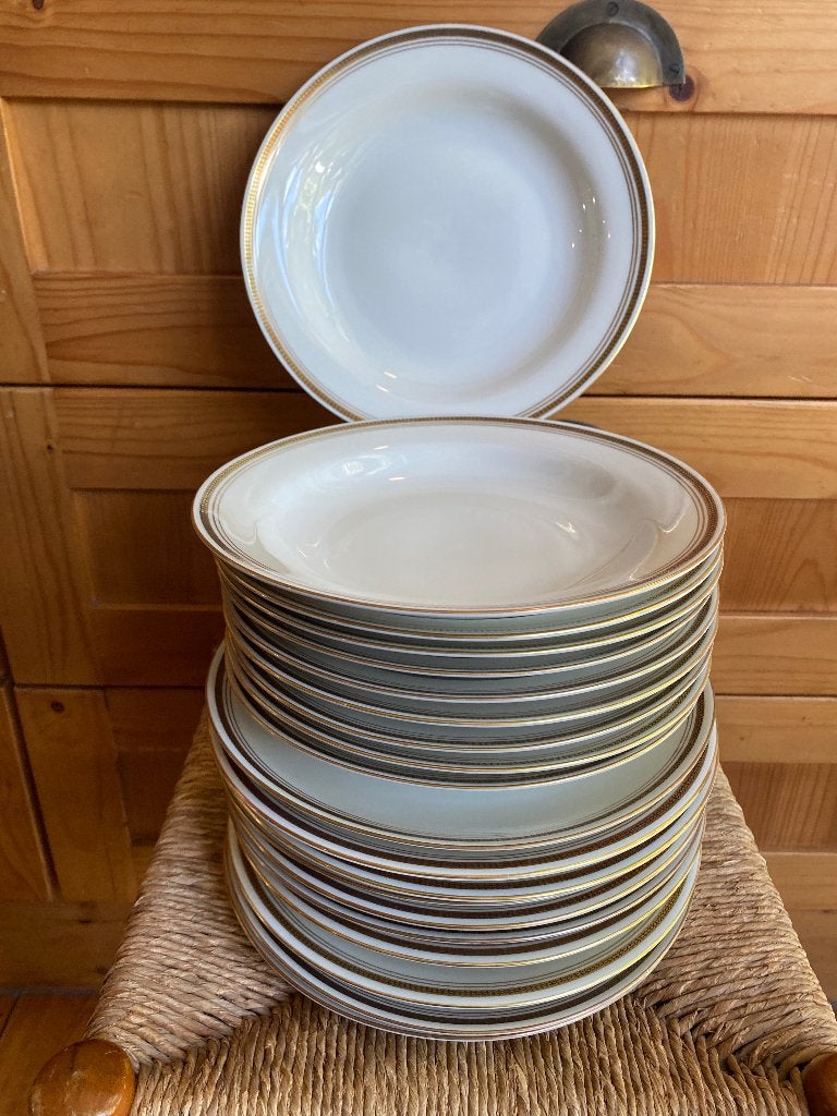 Winterling servies met vergulde rand (24 stuks), Ophalen, Overige merken, Zo goed als nieuw, Bord(en)