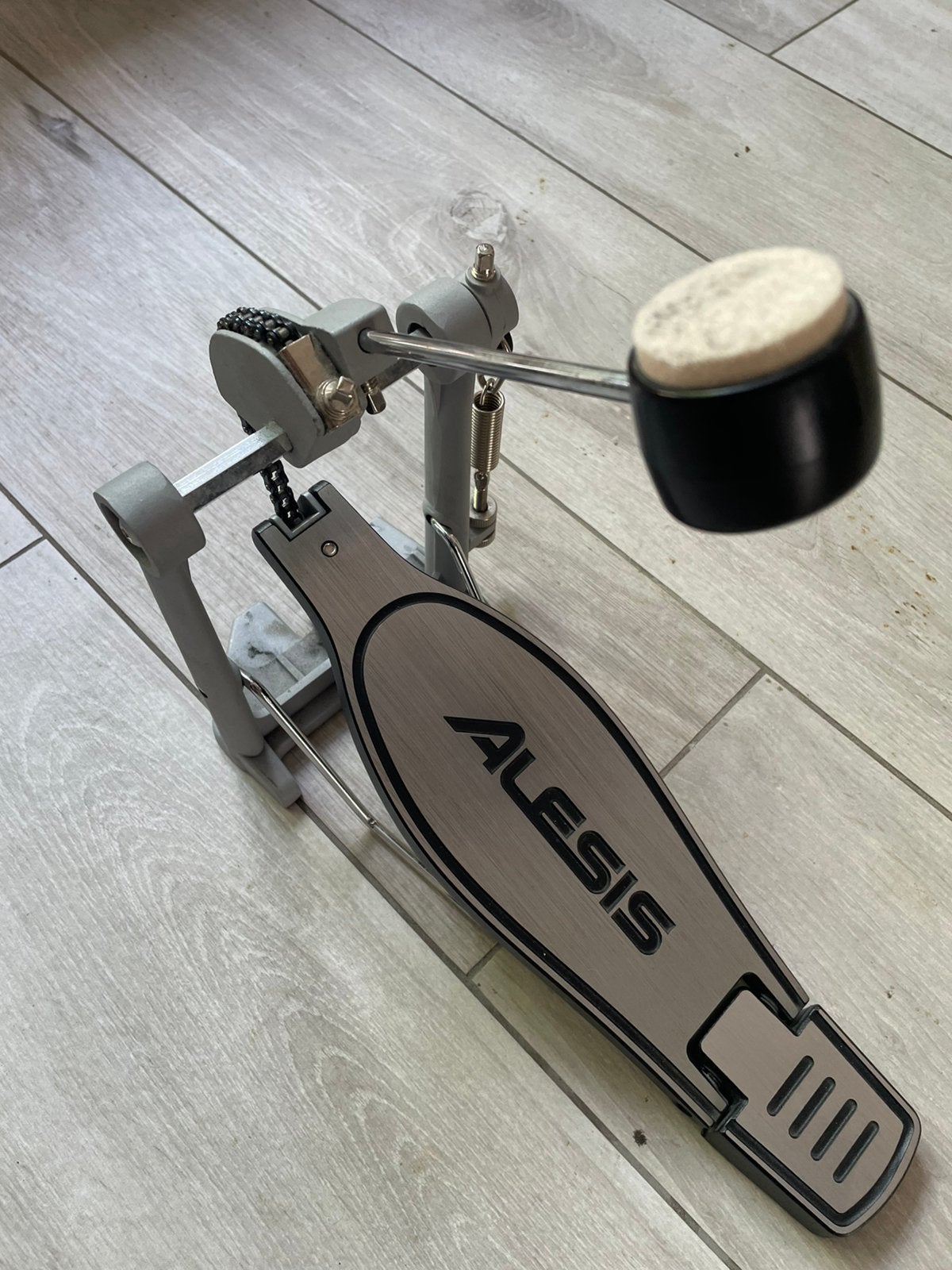Alesis Kick Pedal, Musique & Instruments, Batteries & Percussions, Enlèvement ou Envoi, Utilisé, Autres marques