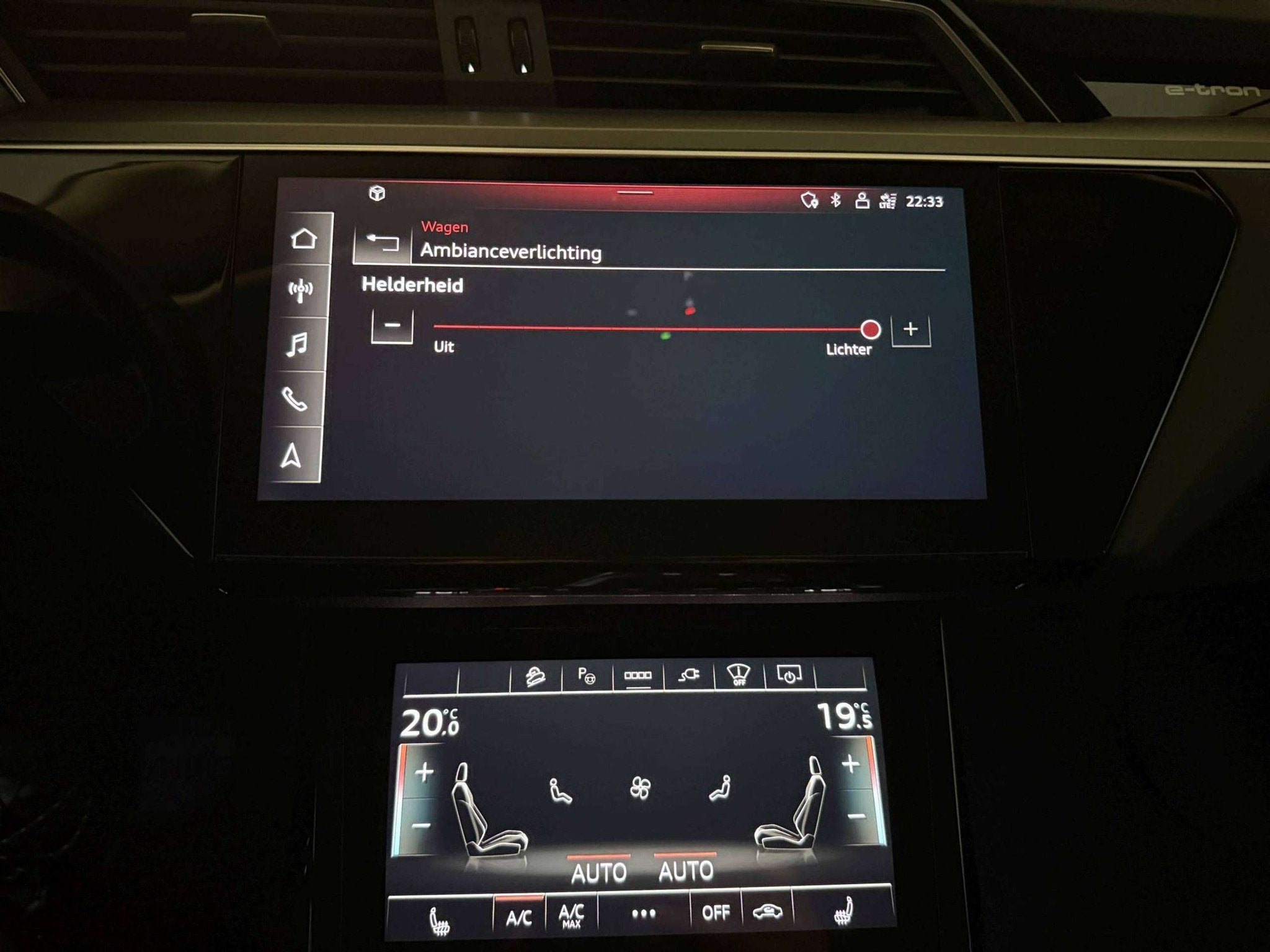 Audi Q8 e-tron QUATTRO 313PK * LEDER * FULL LED * CAMERA * L, Autos, Cuir, Argent ou Gris, 5 portes, 5 places