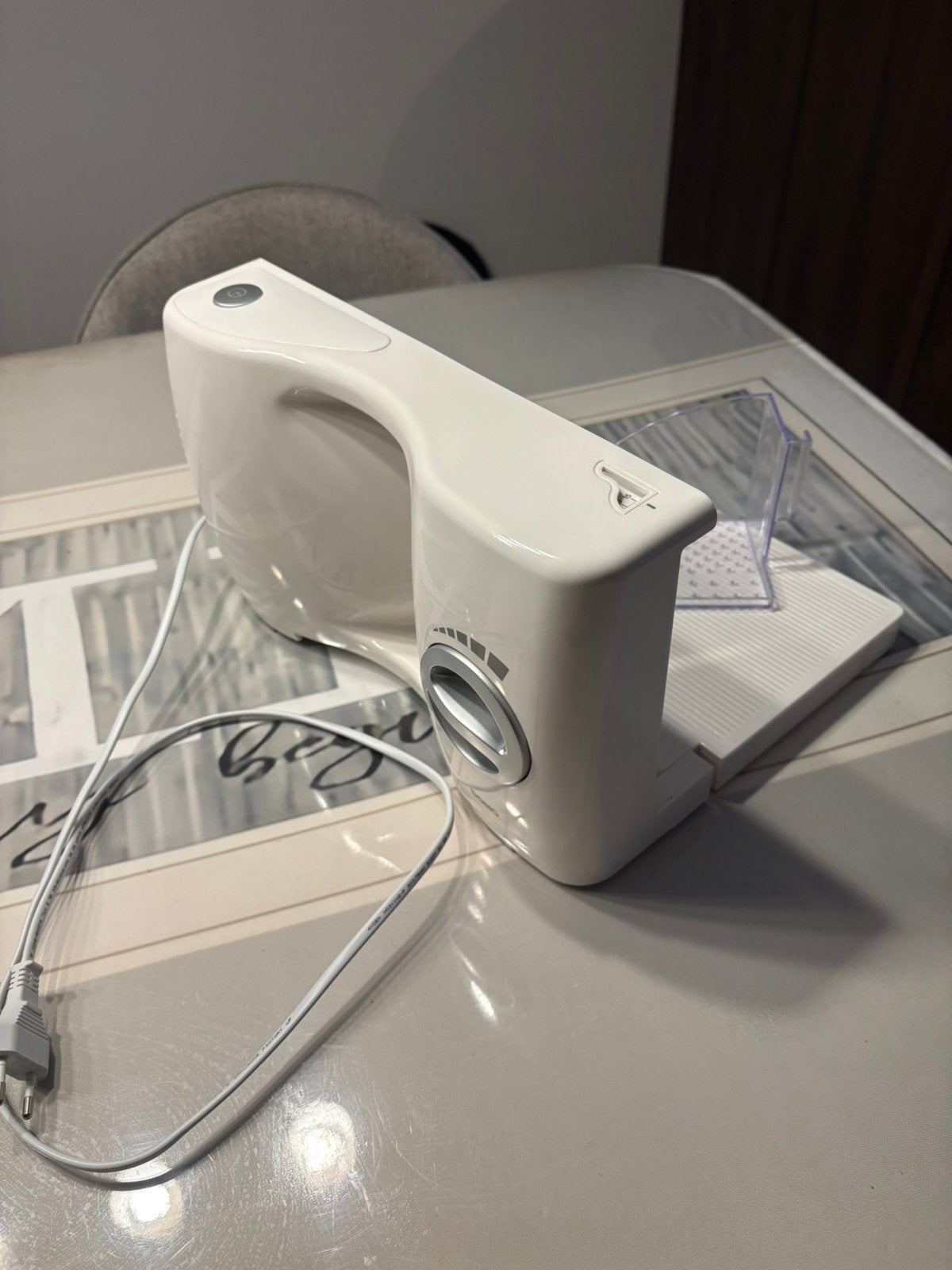 DOMO elektrische snijmachine / allessnijder 120W, Snijmachine, Ophalen, Zo goed als nieuw