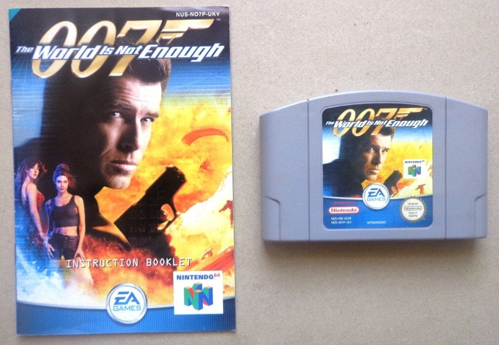 James Bond the World is not Enough Nintendo 64 + boekje, Consoles de jeu & Jeux vidéo, Jeux | Nintendo 64, Enlèvement ou Envoi