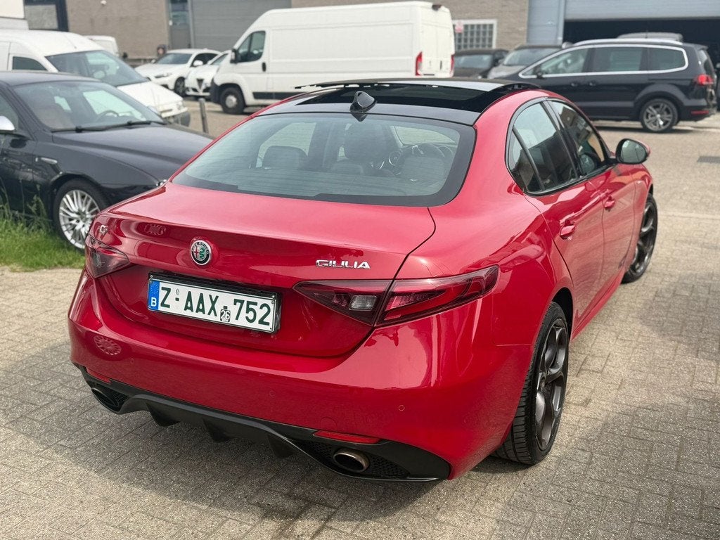 Alfa Romeo // Giulia VELOCE, Auto's, Alfa Romeo, Automaat, 4 cilinders, Leder, Giulia