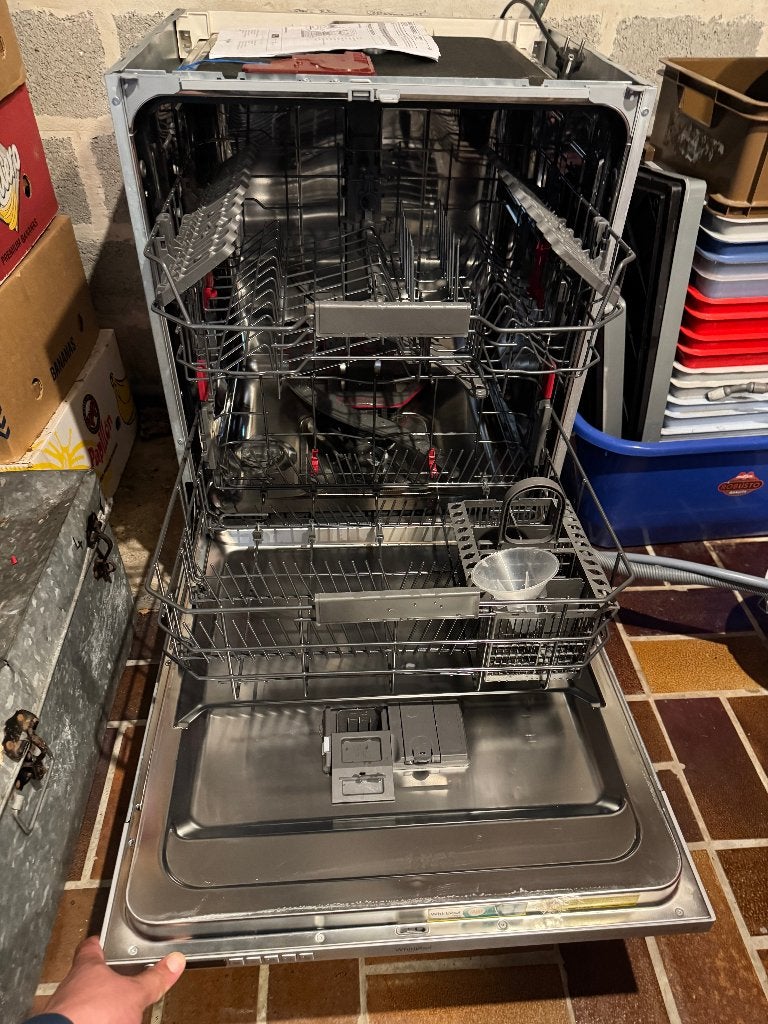 Lave vaisselle encastrable WHIRLPOOL WI7020P, Electroménager, Encastré, Moins de 10 litres, Enlèvement, Utilisé