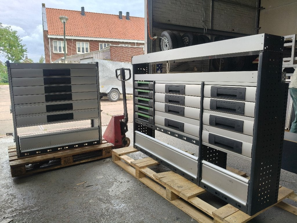 Bott set (2583) L 103 B 43 H 112 / L 181 B 33 H 120 € 1499, Ophalen, Zo goed als nieuw