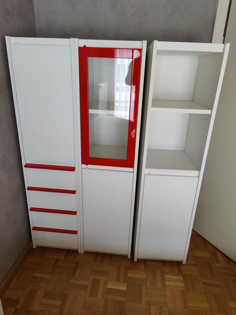 Kastjes wit en rood, 3 delen, 1m40 hoog., Ophalen