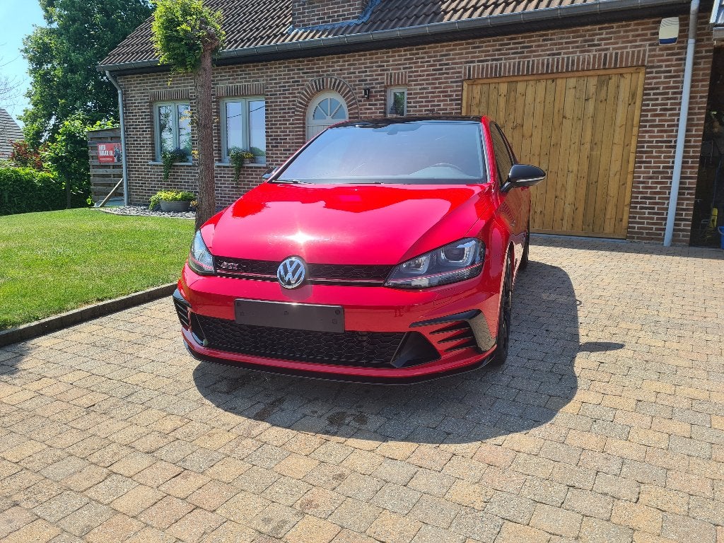 GOLG GTI CLUB SPORT, Auto's, Volkswagen, Voorwielaandrijving, 4 cilinders, 1984 cc, Leder en Stof
