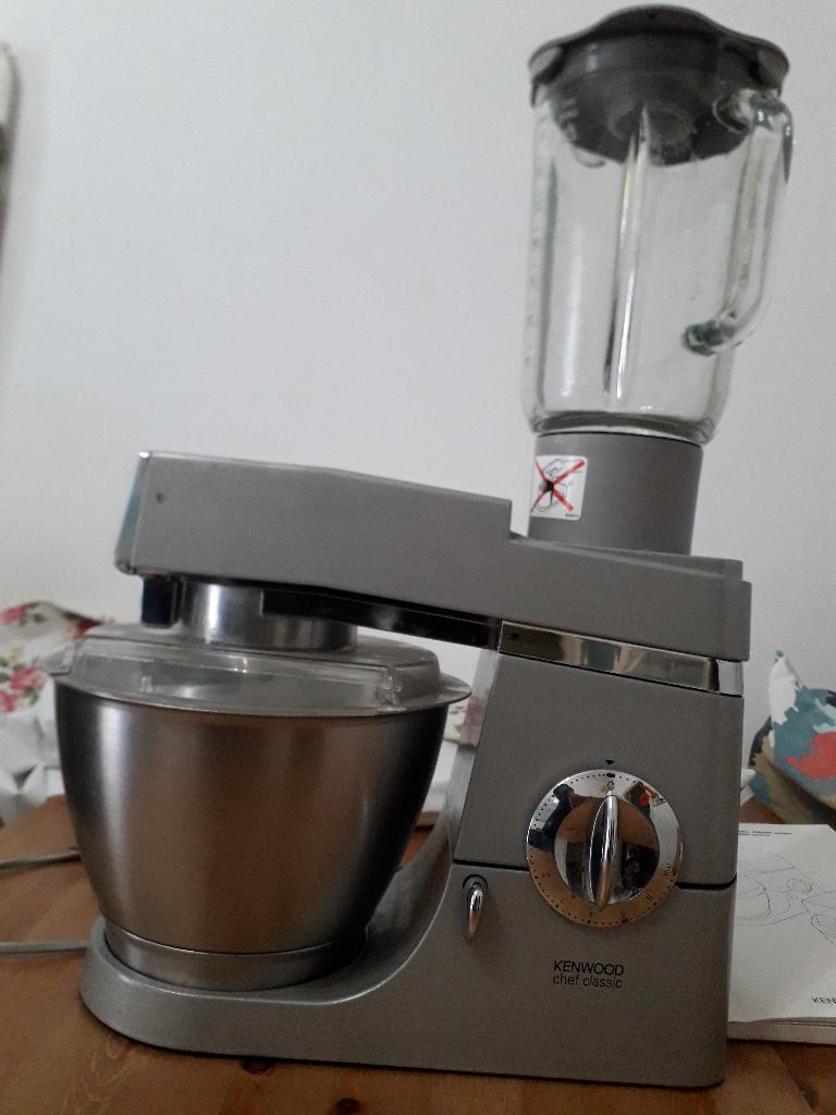 ROBOT KENWOOD KM 400, Electroménager, Mélangeurs de cuisine, Enlèvement, Comme neuf, Résiste au lave-vaisselle, 3 vitesses ou plus