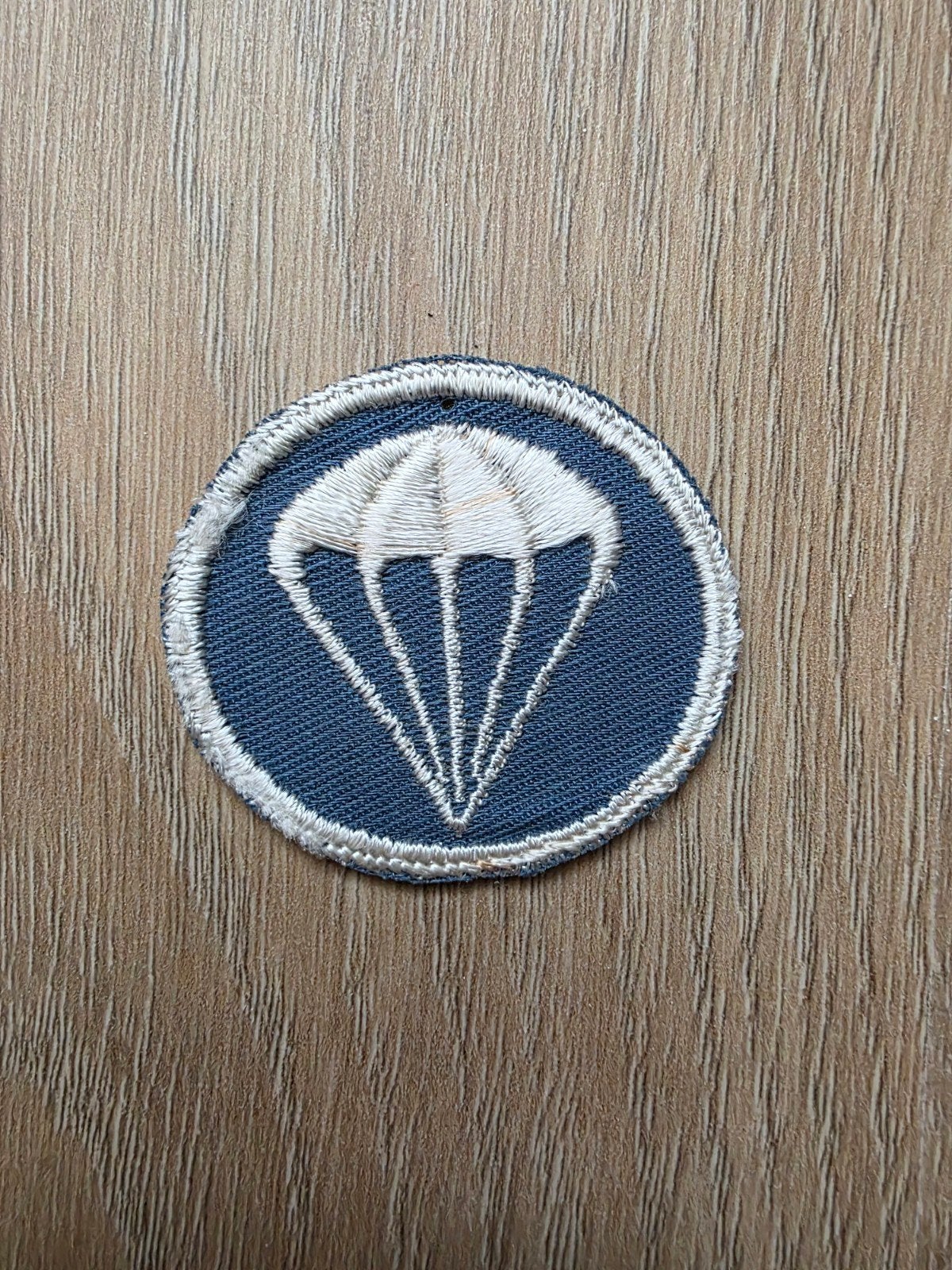 US WW2 Paratrooper Infantry cap patch twill variant vroeg, Verzamelen, Ophalen of Verzenden