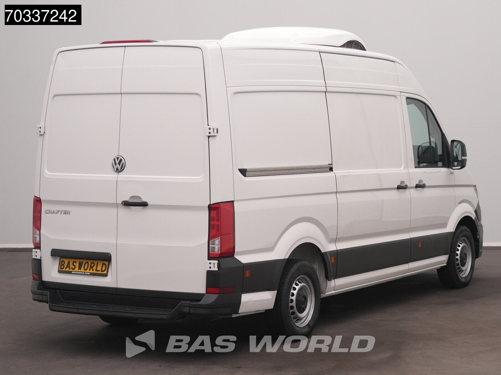 Volkswagen Crafter 140pk Koelwagen Kerstner Cool Jet 203 EA, Auto's, Stof, Gebruikt, Euro 6, 4 cilinders