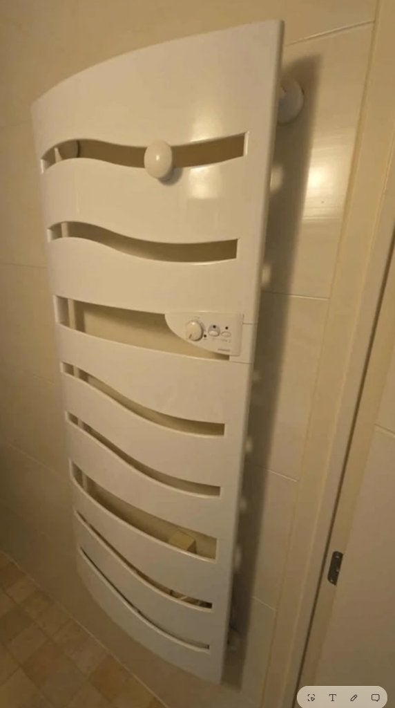 Moderne handdoekradiator, Ophalen, Radiator, Minder dan 60 cm, Zo goed als nieuw