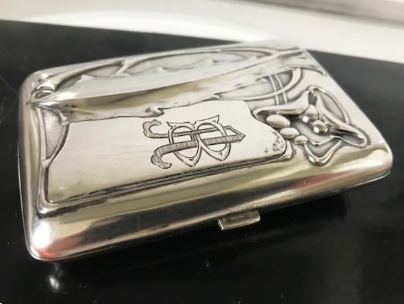 Boîte à cigarettes Art Nouveau  argent massif💎✨😎💑🎁🤗👌, Enlèvement ou Envoi, Argent