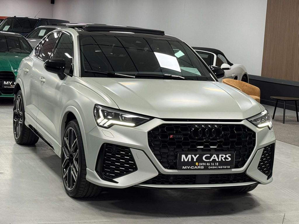 Audi RS Q3 Sportback Exclusive Sieges Daytona Carbone Color, Auto's, Automaat, https://public.car-pass.be/vhr/4a481b8e-21ce-46f2-a27c-b382d1b3610d