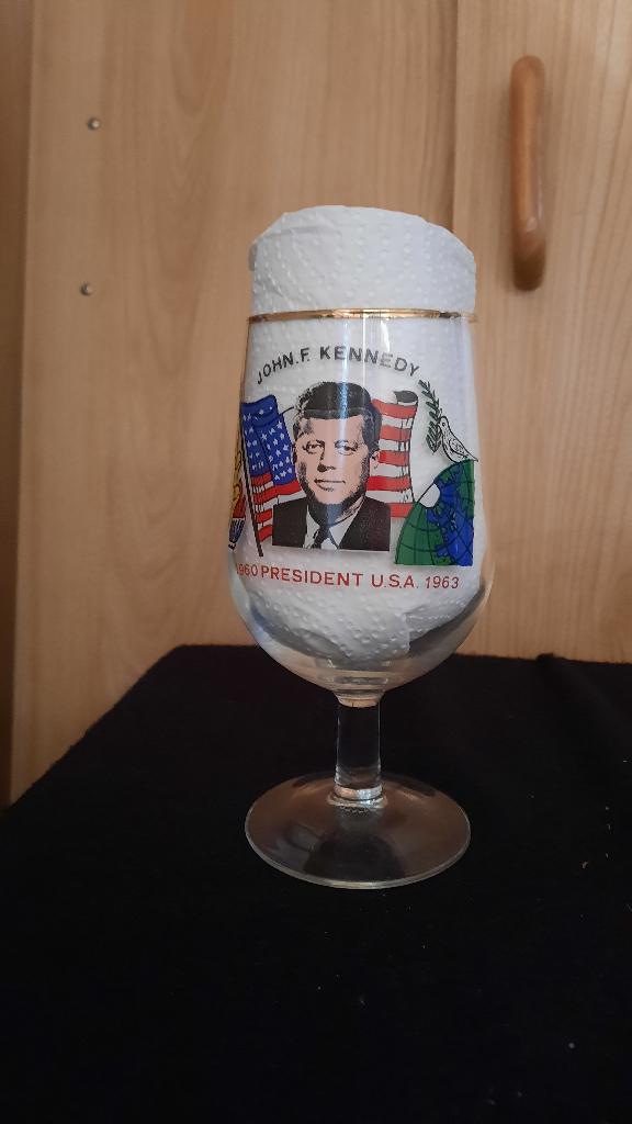GLAS JOHN F. KENNEDY, Verzamelen, Ophalen of Verzenden, Bierglas