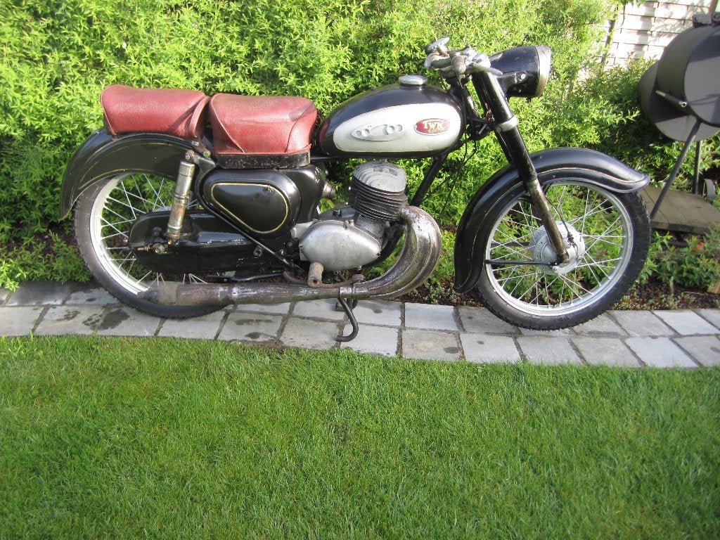 Triumph TWN Cornet —200 cc, Motos, Enlèvement, Utilisé
