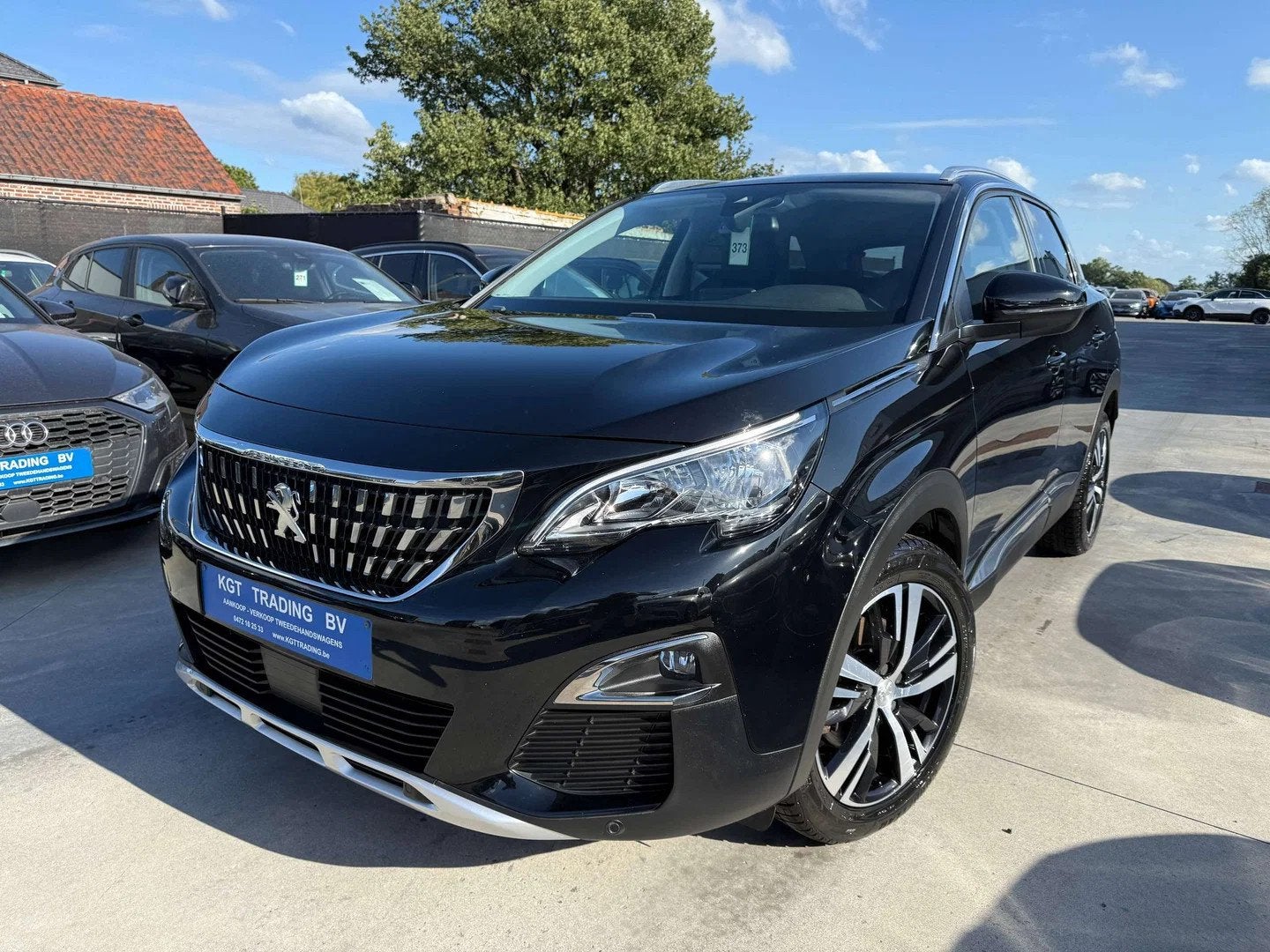 Peugeot 3008 1.2i 130PK NAVIGATIE ZWART LEDER CAMERA CARPLAY, Gebruikt, 1199 cc, Zwart, 5 deurs